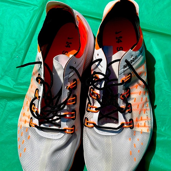 Men's Nike shoes - Picture 1 of 3